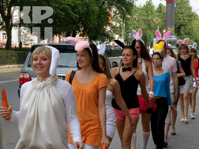 Новый Регион: В Перми зайцы покупали морковку и катались без билетов (ФОТО)