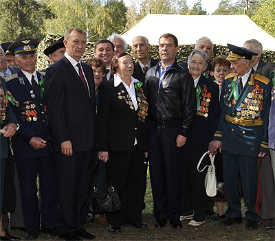 Новый Регион: Приднестровские ветераны приняли участие в тожествах в Брянске (ФОТО)