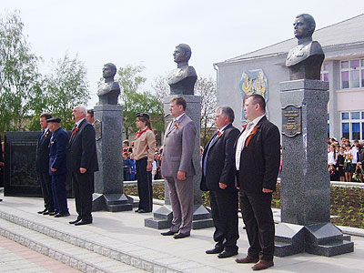 Новый Регион: В Приднестровье открыты бюсты Героям Советского Союза (ФОТО)