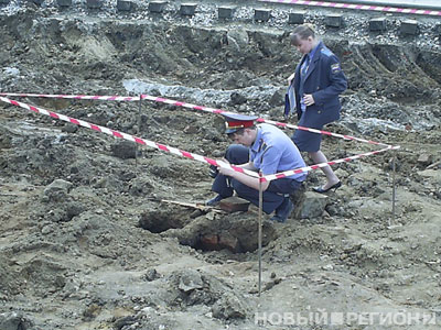 Новый Регион: На главной площади Екатеринбурге строители раскопали захоронение 18 века (ФОТО)