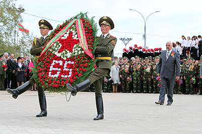 Новый Регион: Приднестровье отмечает 65-летие Великой Победы (ФОТО)